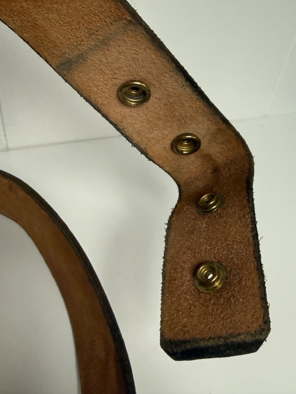Vintage Tooled Brown Leather Belt Strap | Western Style | Snap-On Buckle Style - Picture 7 of 12